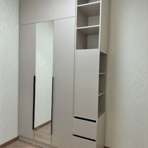 Wardrobe MIT 00019