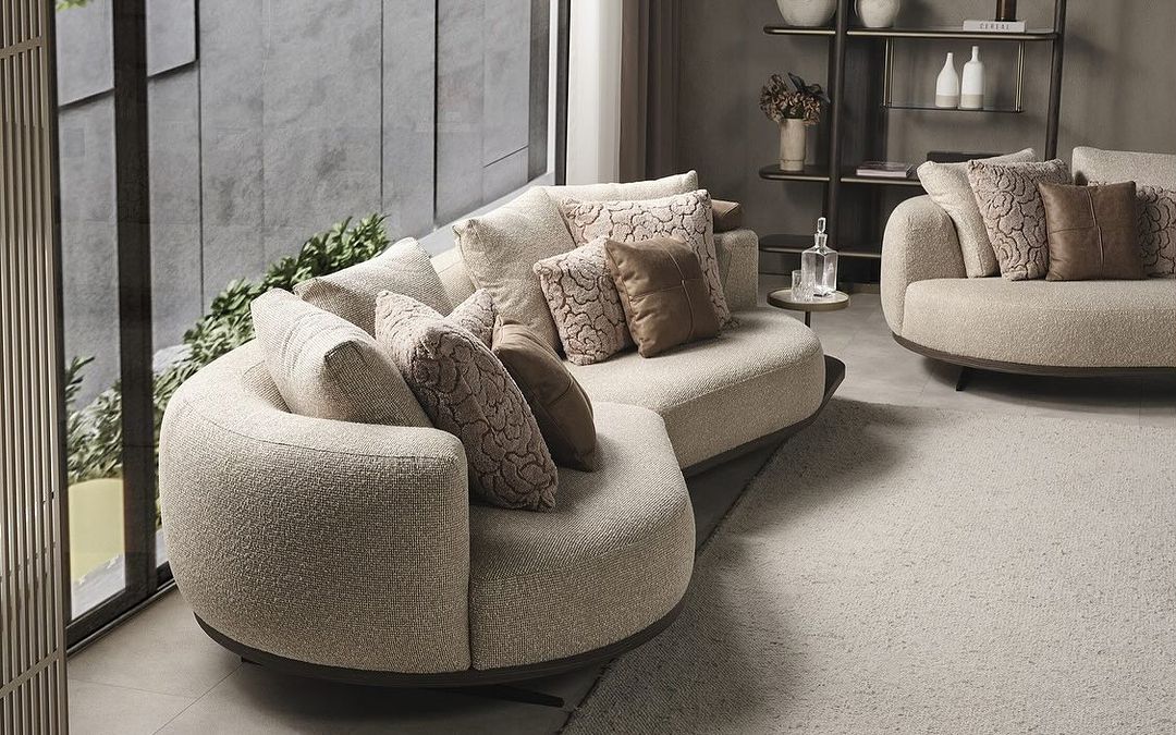 The Iowa settee