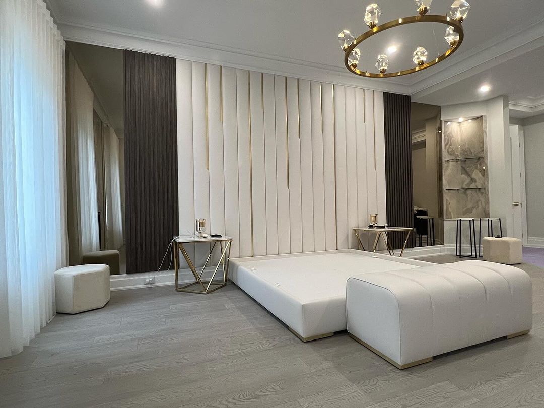 Padded bedframe MIT 00302